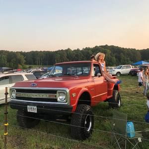 Meet your Posher, Natalee